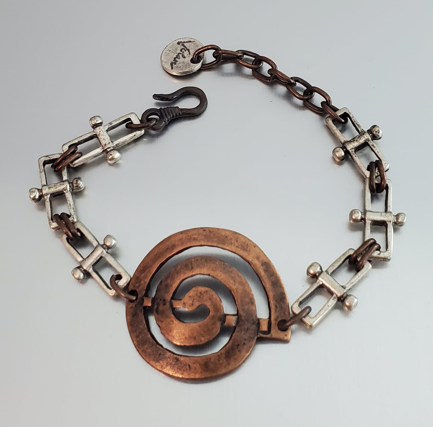 5852-Volare Studio Bracelet