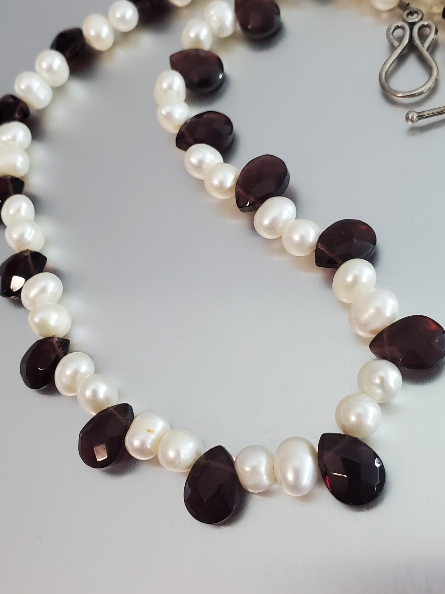 5856-Pearl & Glass 925 Clasp Necklace