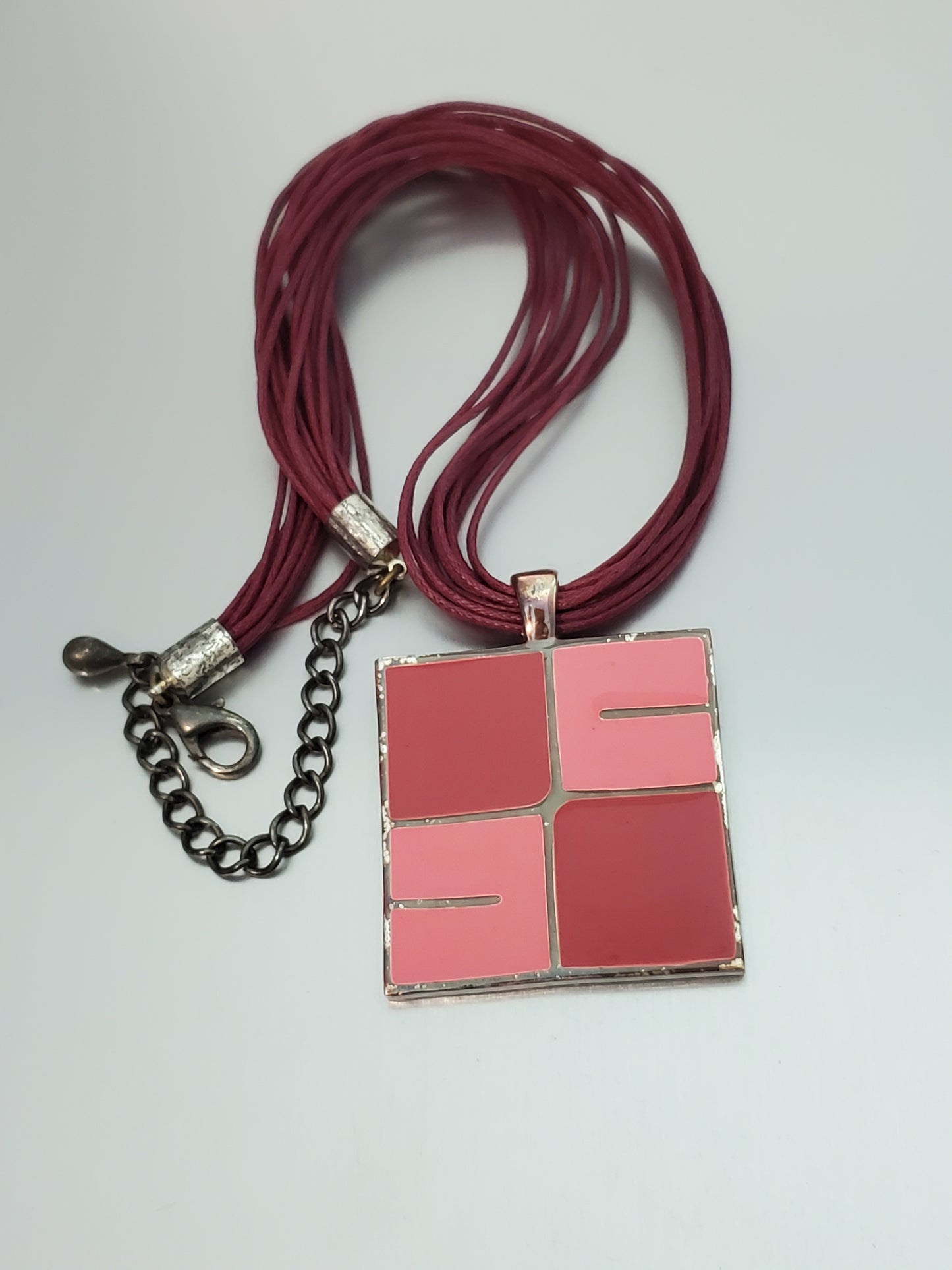 5872-Enamel Necklace
