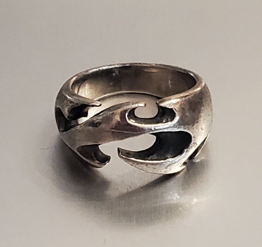 2021-Thick Sterling Ring Sz 8