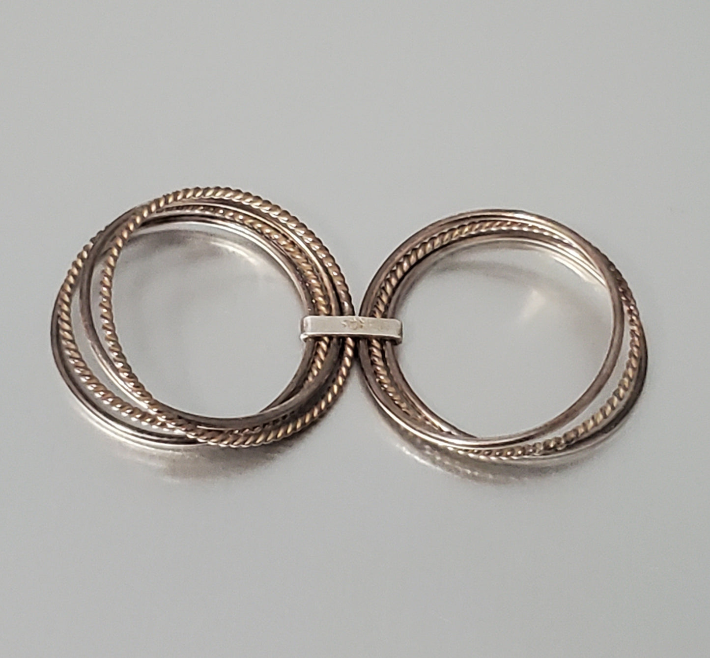 2687-Sterling Silver Ring sz 6.75