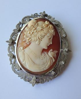 Victorian 11k Gold and Diamond Cameo Brooch