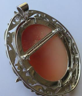 Victorian 11k Gold and Diamond Cameo Brooch