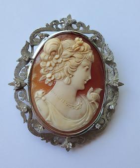Victorian 11k Gold and Diamond Cameo Brooch