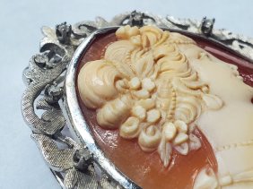 Victorian 11k Gold and Diamond Cameo Brooch