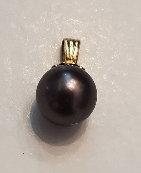 7mm Tahitian Pearl 14k Gold Pendant