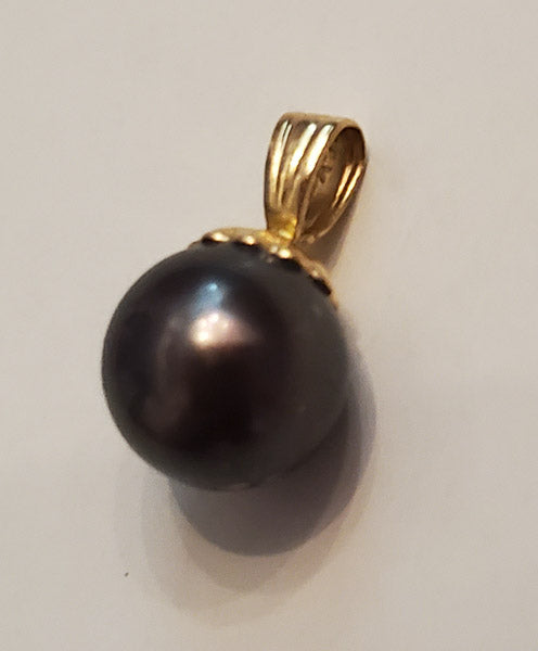 7mm Tahitian Pearl 14k Gold Pendant