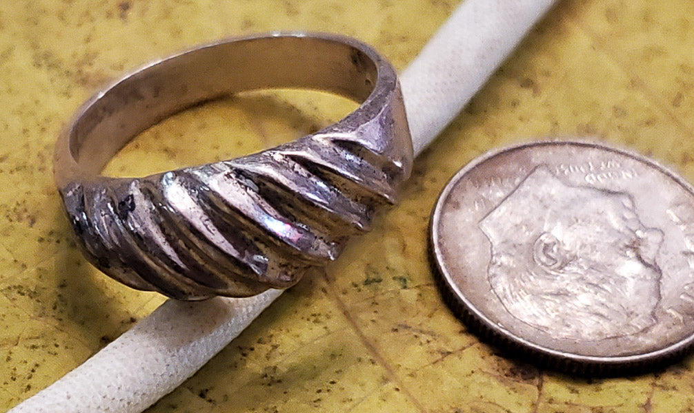 Dome Style Sterling Silver Ring sz 7.5