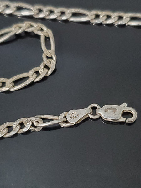 24" Italy Sterling Silver Figaro Chain