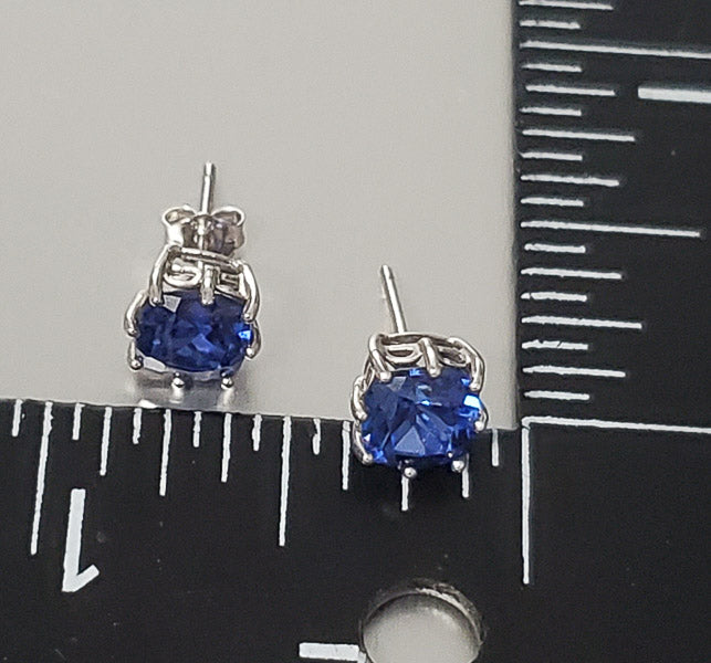 10k White Gold 7mm Sapphire Stud Earrings