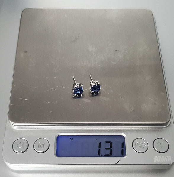 10k White Gold 7mm Sapphire Stud Earrings