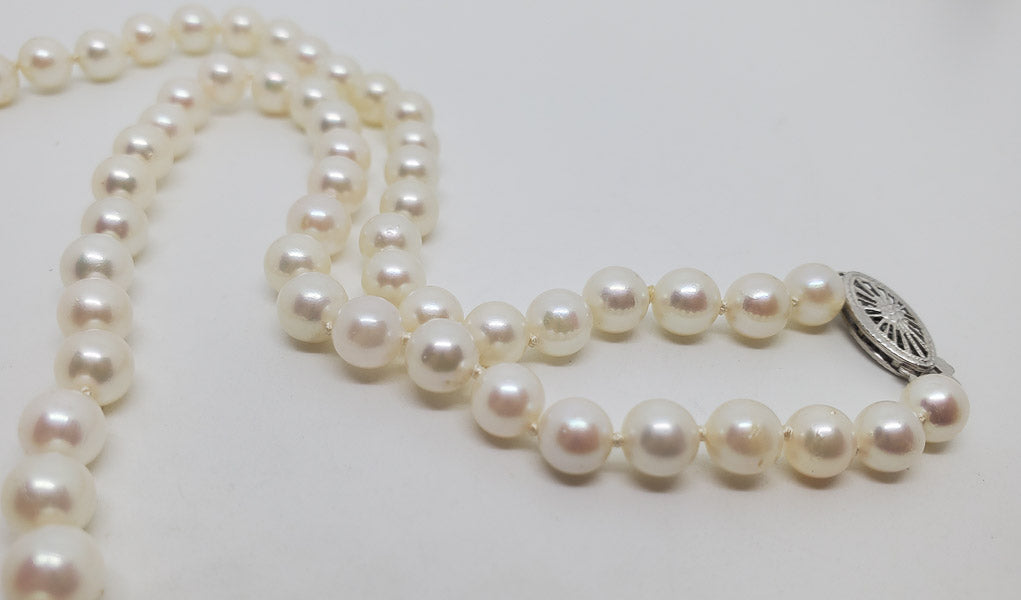 Genuine Pearl Knotted 14k Gold Necklace