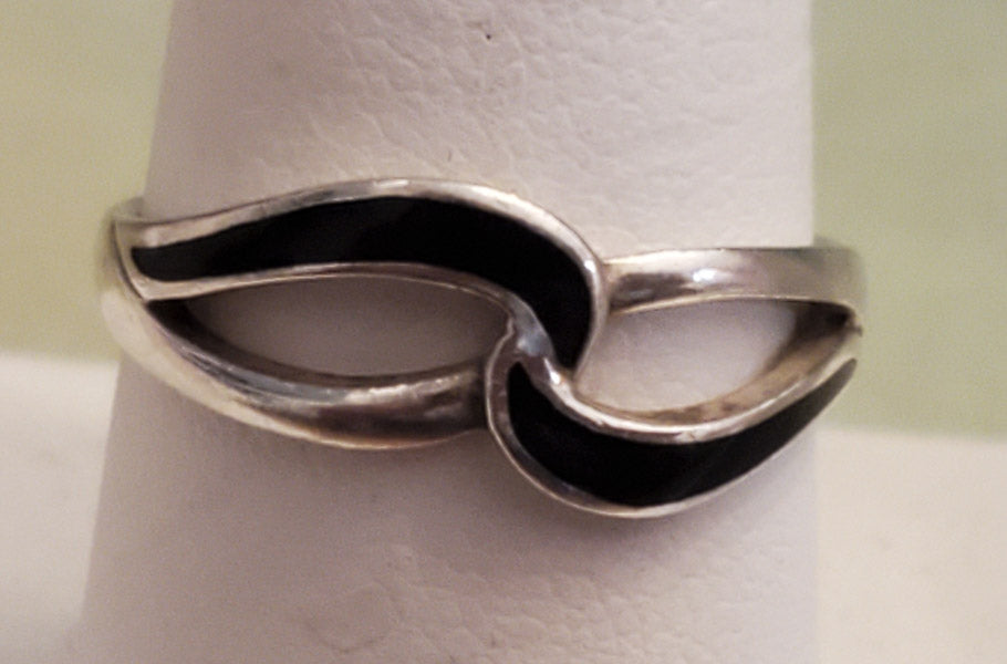 Sterling Silver Ring Sz 8.75