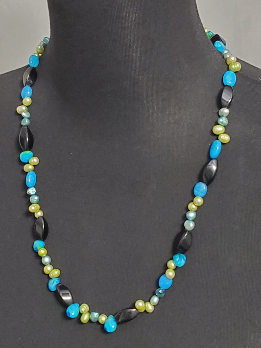 5450-Pearl, Stone?, & Glass Necklace