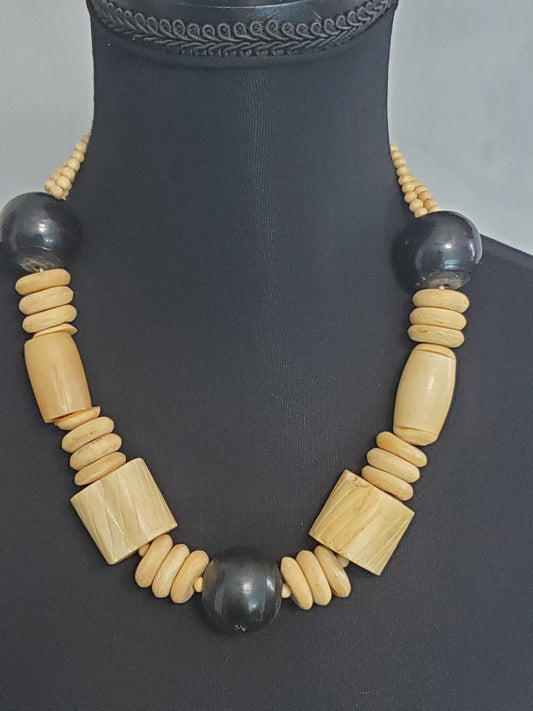 6019-Chunky Bone Necklace